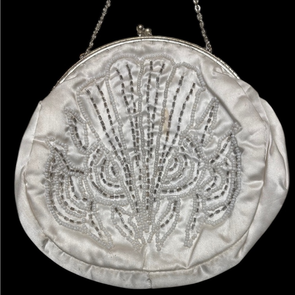 Vintage White Beaded Clutch - Picture 3 of 6